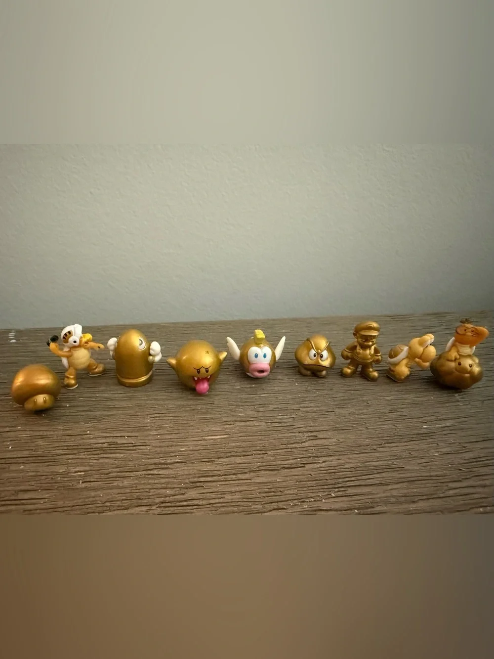 RARE Lot of 9 Mario Brothers World of Nintendo 2014 micro land figures